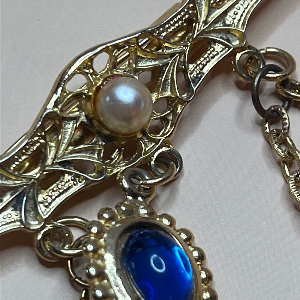 Elegant Gold and Blue Brooch Vintage - Picture 9 of 9